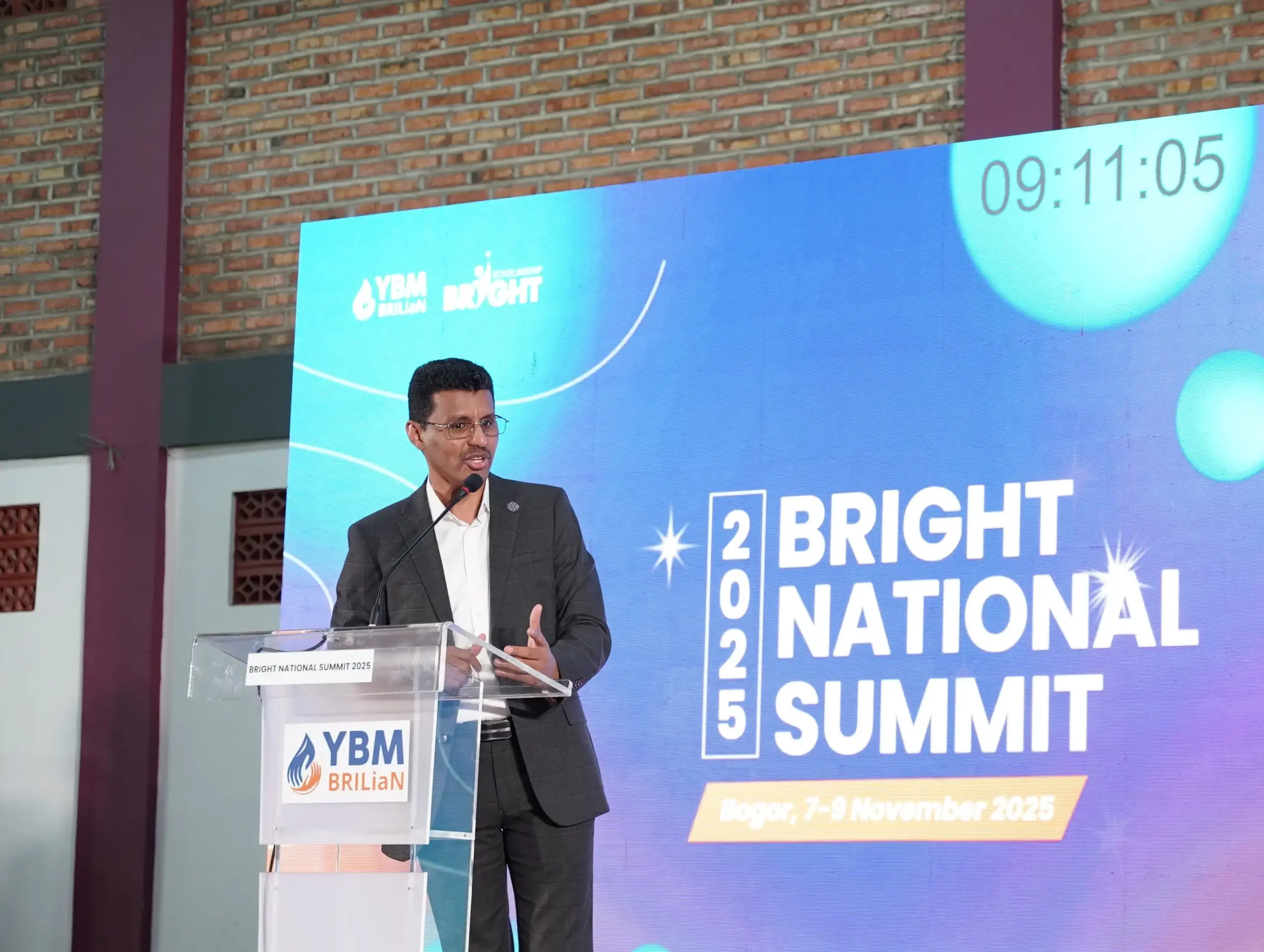 CEO Foundation - Dr. Saleh Mubarak Bazead