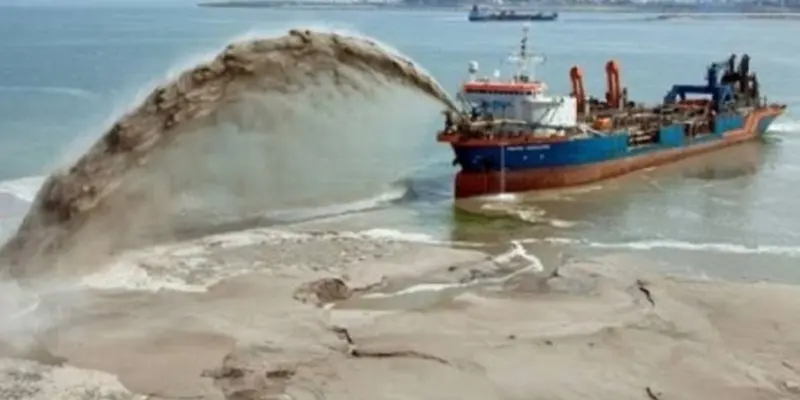 Pengerukan Pasir Laut Harus Dilakukan Hati-hati