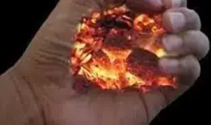 Bagaikan Menggenggam Bara