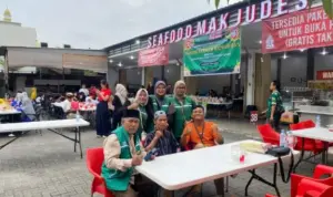 Buka Bersama Anak-anak Yatim bersama LAZ Perss Sumut dan Mak Judes