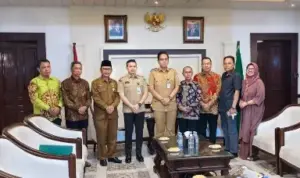 Walikota Medan menerima Panitia HBH Masyarakat Melayu