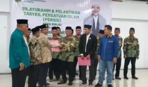 Ketua Pengurus Wilayah Persis Sumut M. Nuh Melantik, Mengukuhkan Pengurus PD Kota Binjai Masa Jihad 2026-2030
