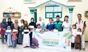 Santunan anak-anak Yatim di Masjid Al-Amin Sempakata Medan