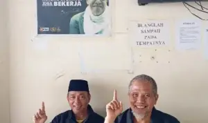 Semua sudah takdir-Nya, maka ikhtiar dan pasrahan kepada Allah pemilik Langit dan Bumi.