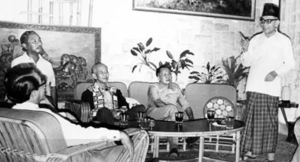 Google Image. Keserhanaan Tokoh Pendidikan Agus Salim