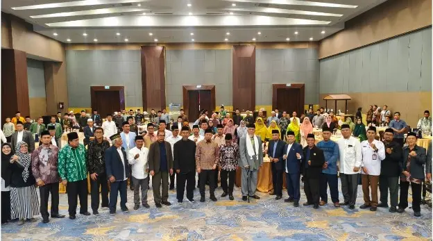 Foto Bersama AIDA pada Halaqah Alim Ulama, Menguatkan Ukhuwah Melalaui Pendekatan Ibroh
